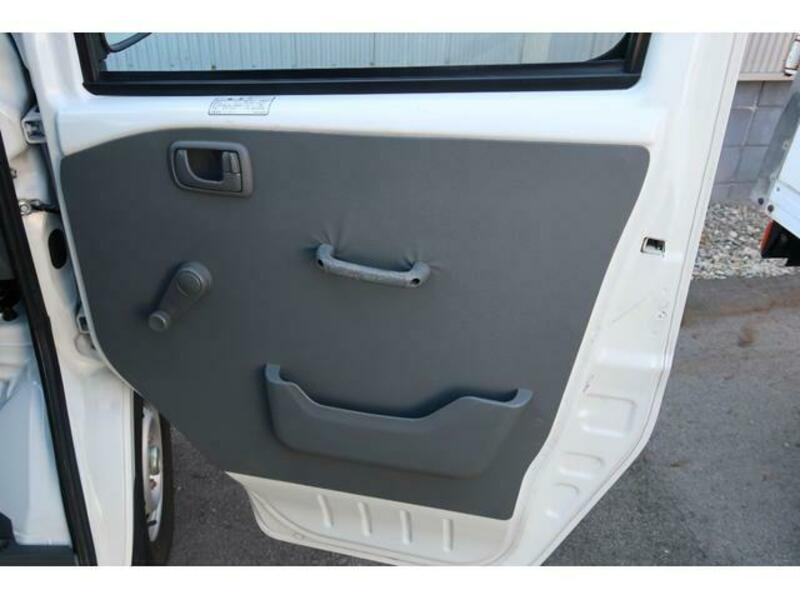 MINICAB TRUCK