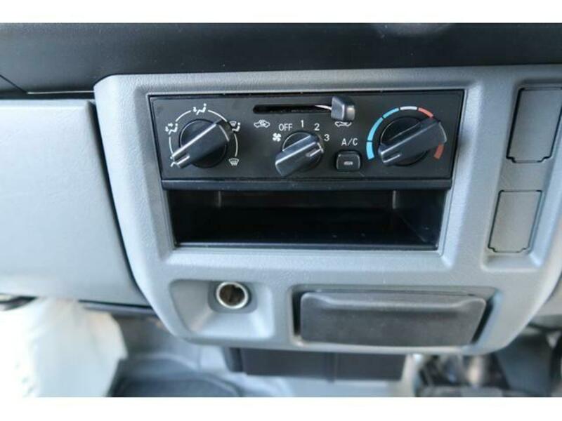 MINICAB TRUCK