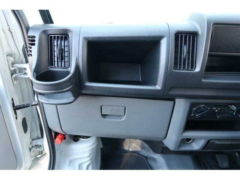 MINICAB TRUCK