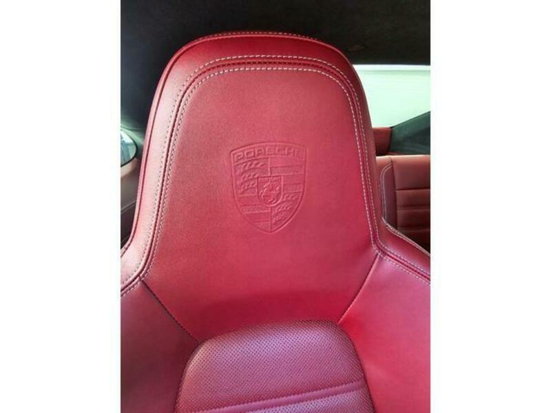 911