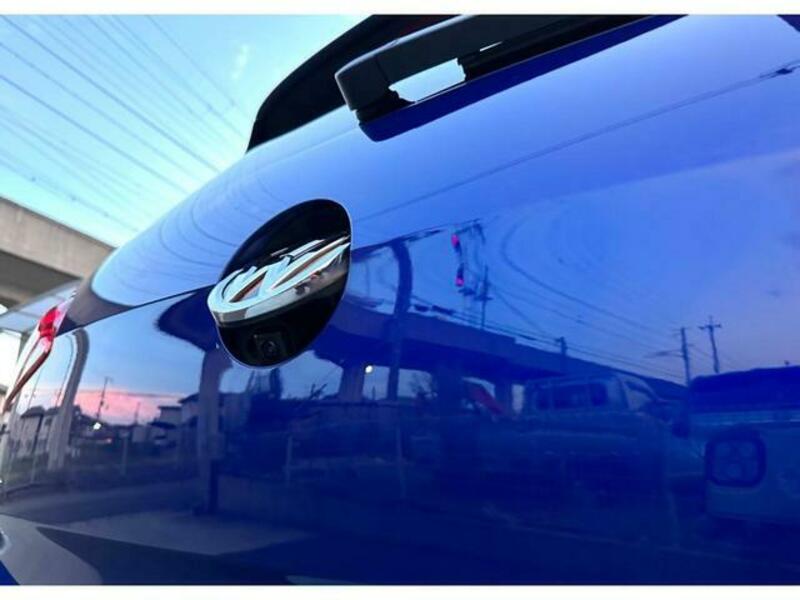 GOLF R