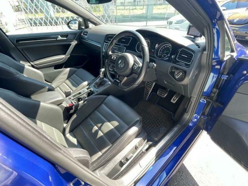 GOLF R