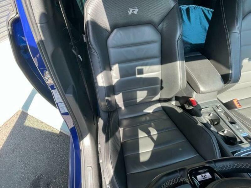 GOLF R