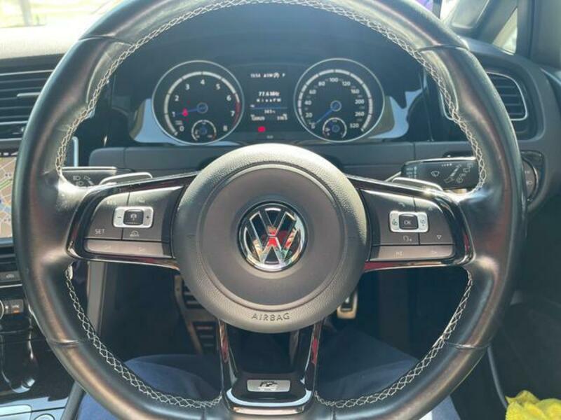 GOLF R