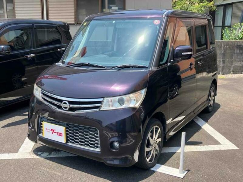 NISSAN ROOX