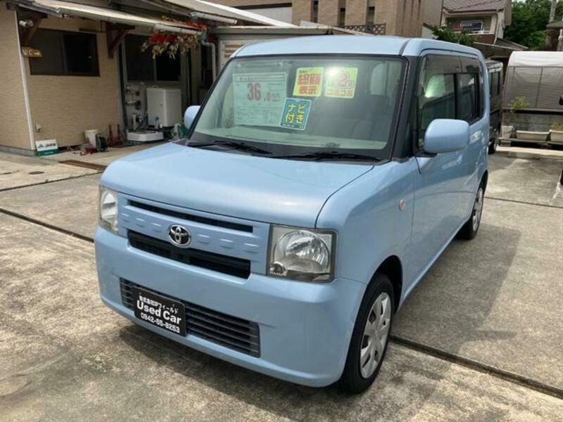 TOYOTA PIXIS SPACE