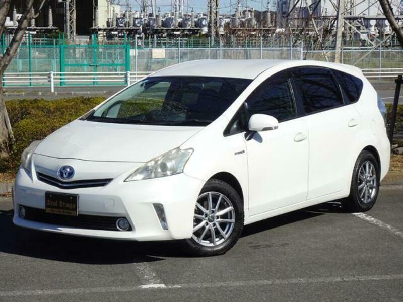 PRIUS ALPHA