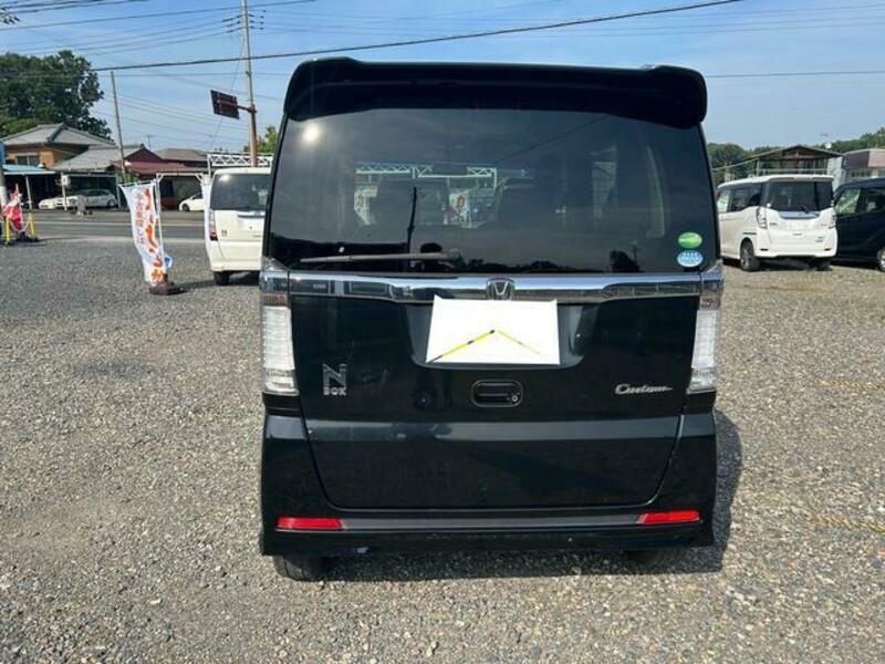N BOX CUSTOM