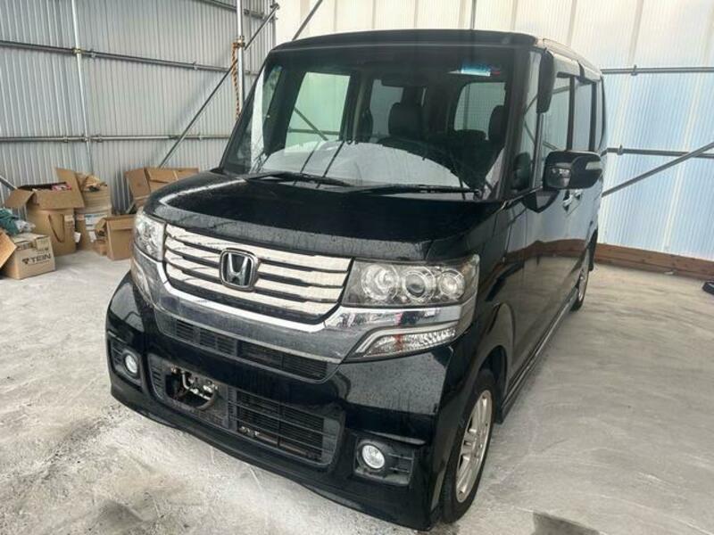 HONDA N BOX CUSTOM