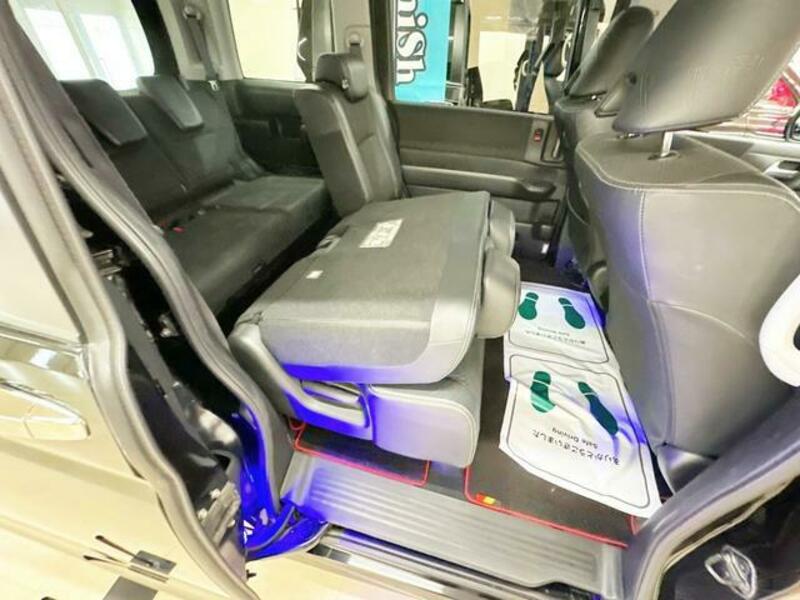 STEPWAGON SPADA