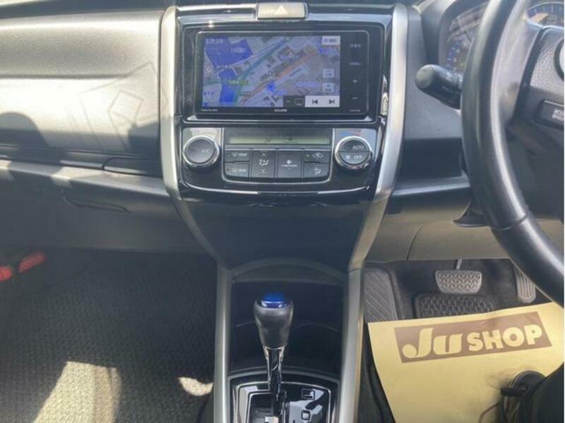 COROLLA FIELDER