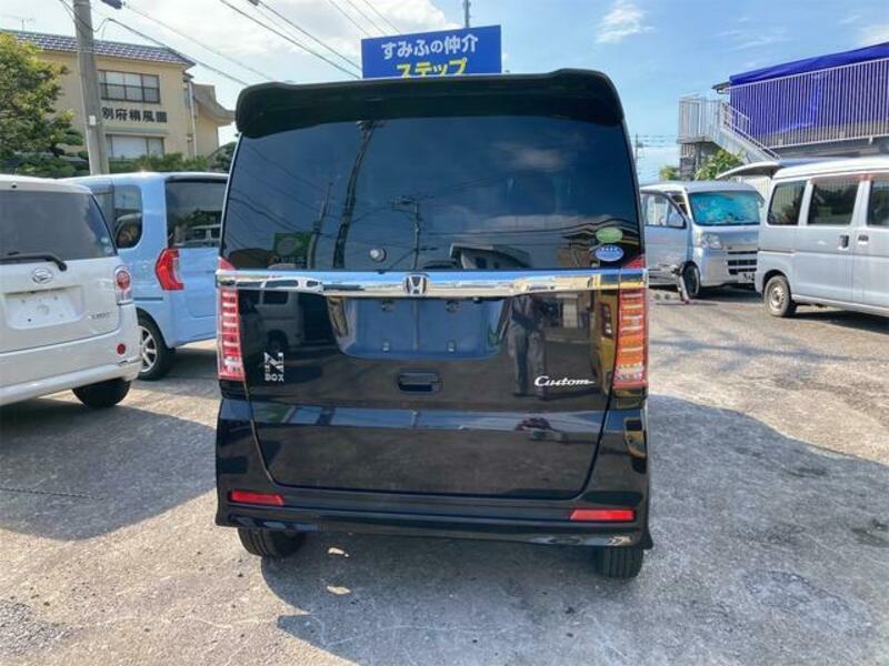 N BOX CUSTOM