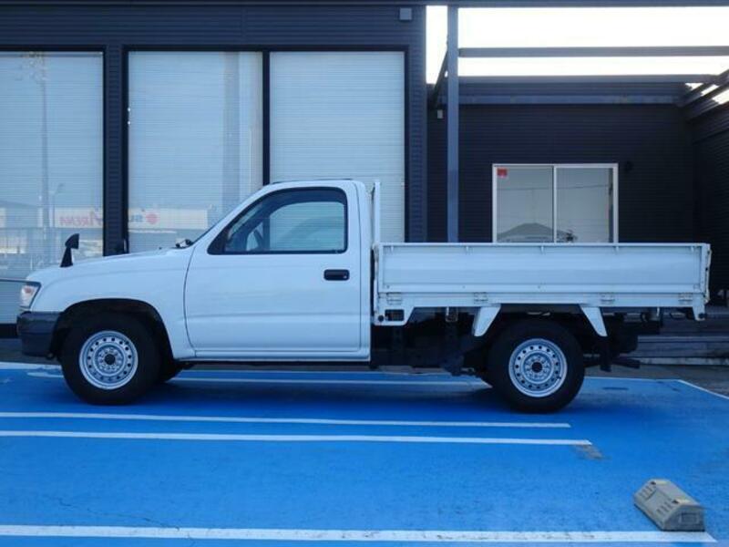 HILUX