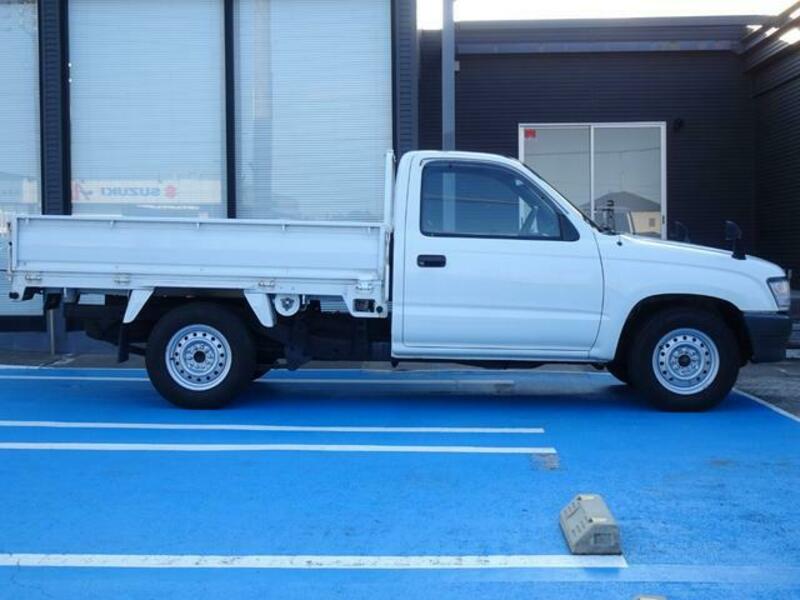 HILUX