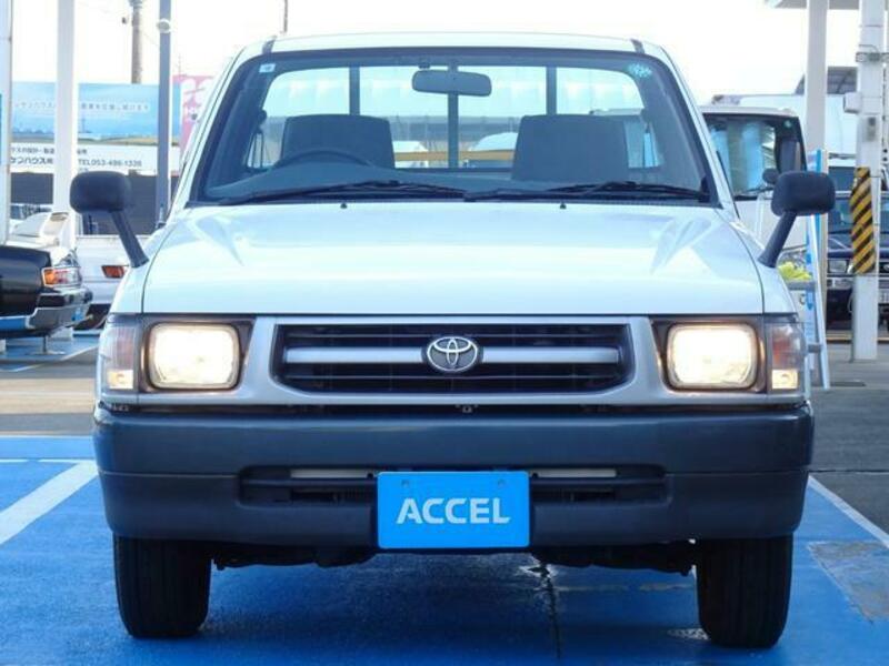 HILUX