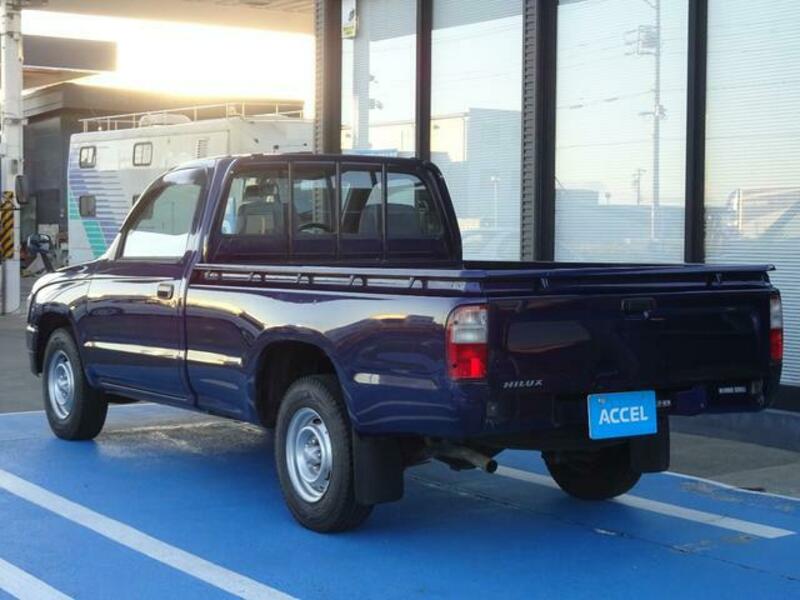 HILUX