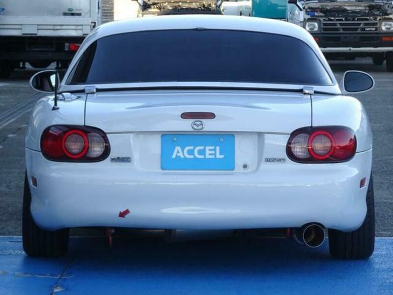 ROADSTER