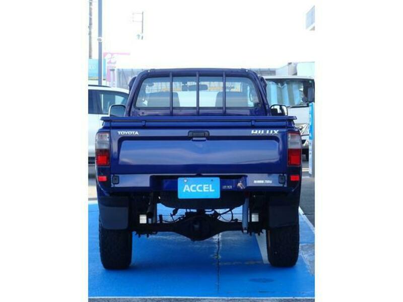 HILUX