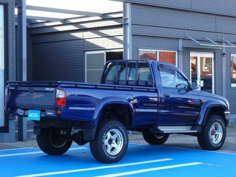 HILUX