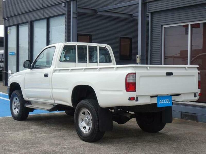 HILUX