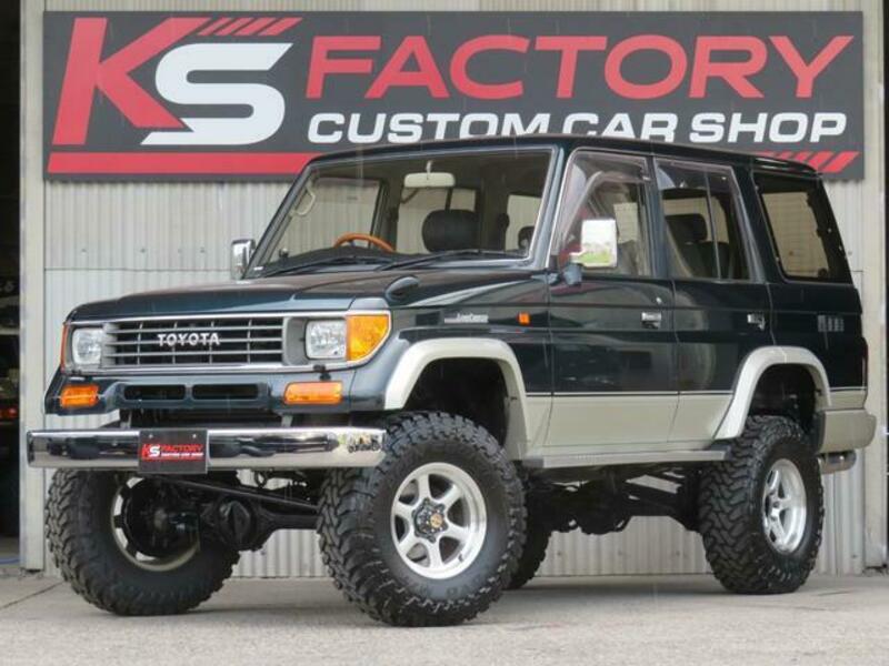 TOYOTA LAND CRUISER PRADO