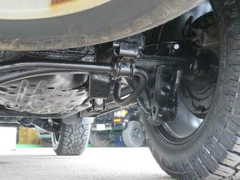 LAND CRUISER