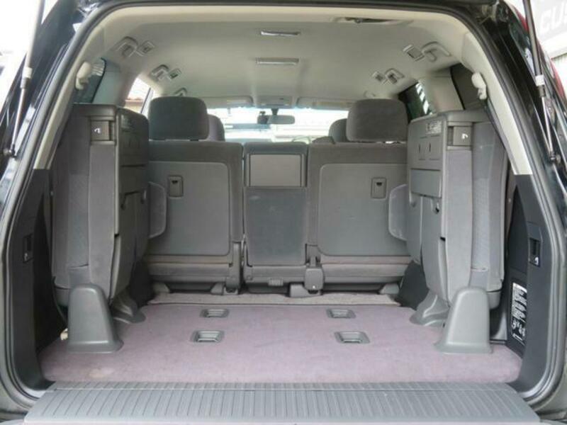 LAND CRUISER