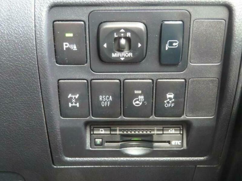 LAND CRUISER