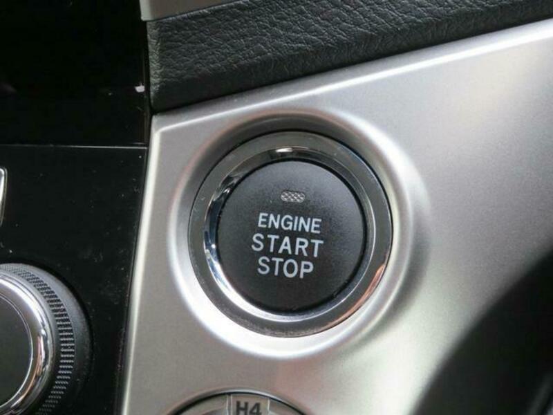 LAND CRUISER
