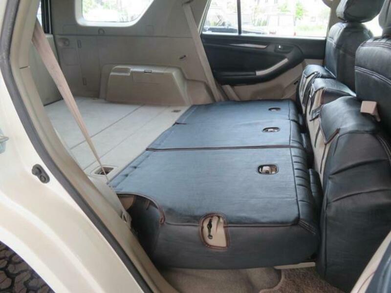 HILUX SURF