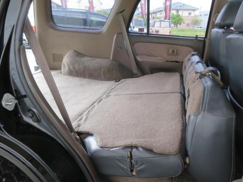 HILUX SURF