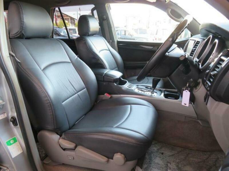 HILUX SURF