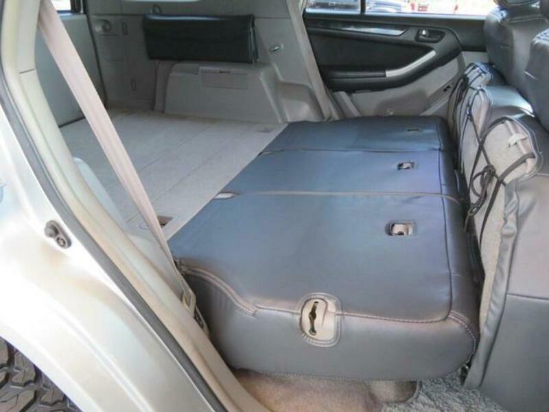 HILUX SURF