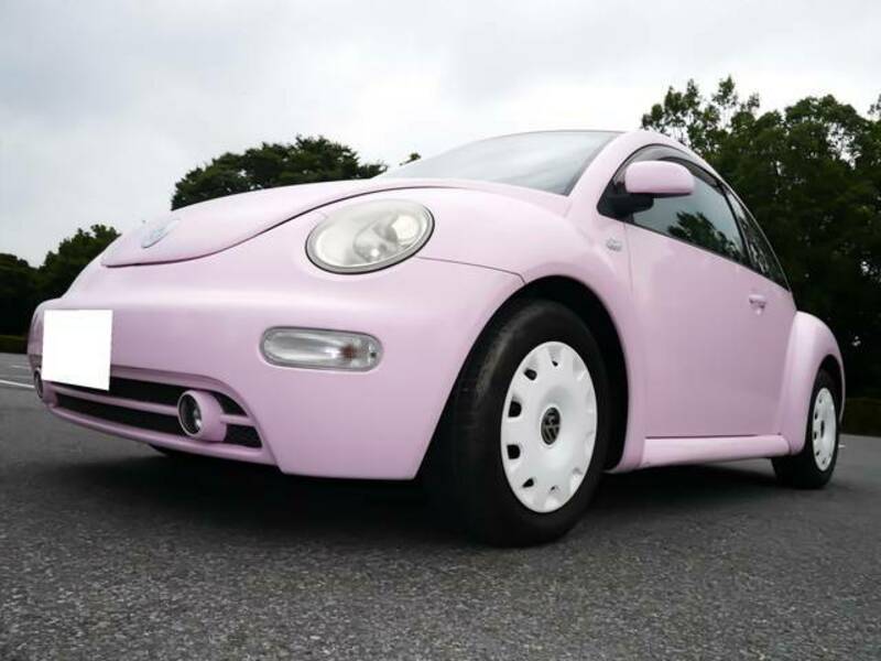VOLKSWAGEN NEW BEETLE