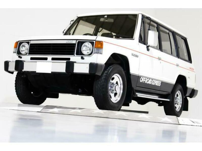 MITSUBISHI PAJERO