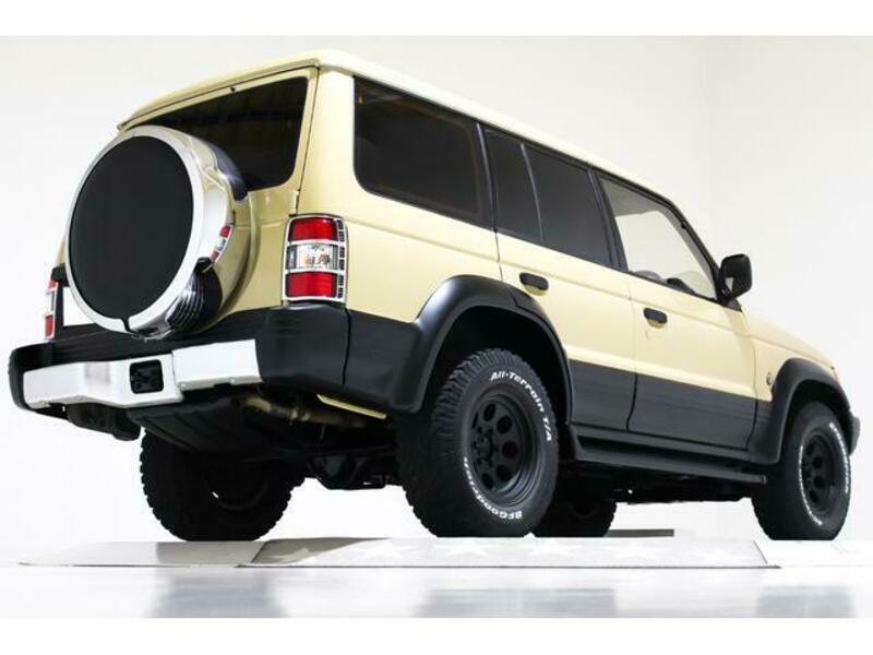 PAJERO