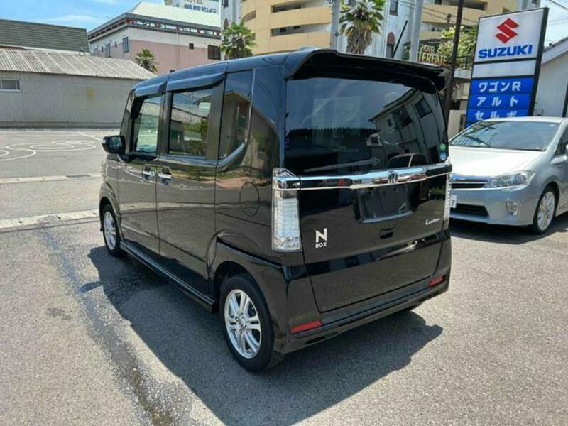 N BOX CUSTOM