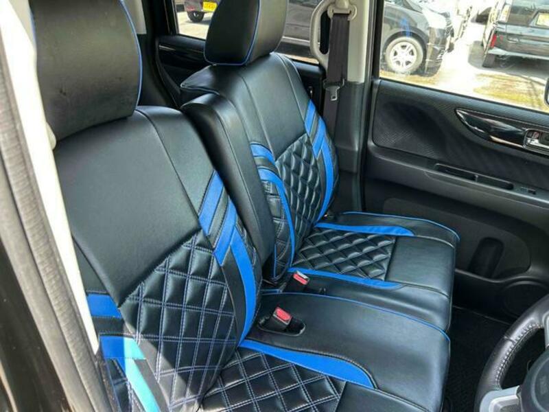 N BOX CUSTOM