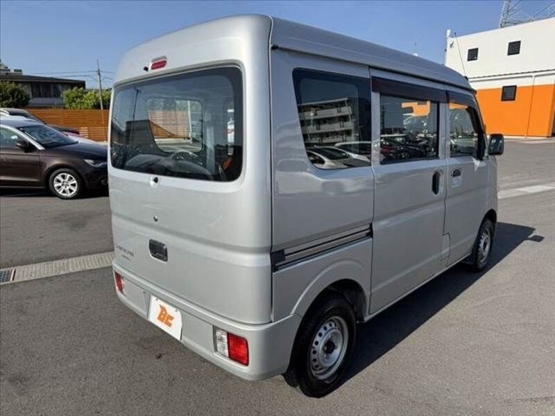 MINICAB VAN