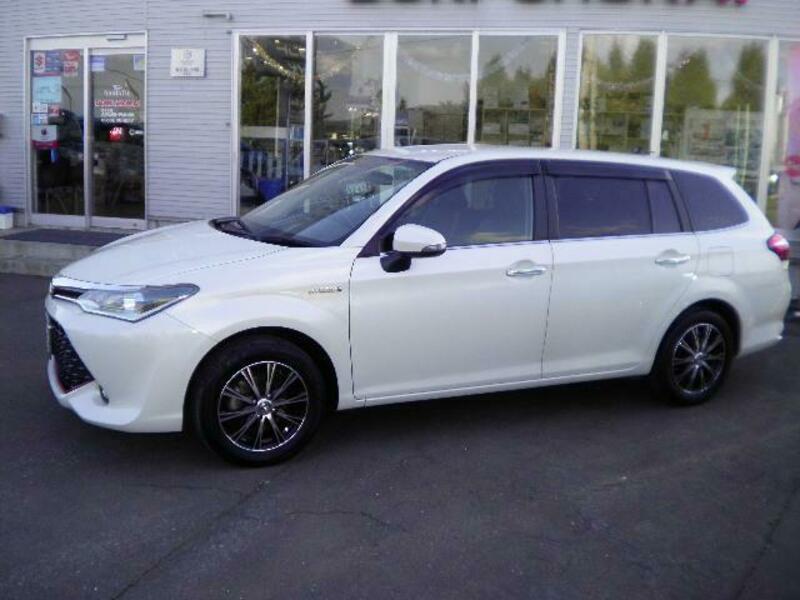 COROLLA FIELDER