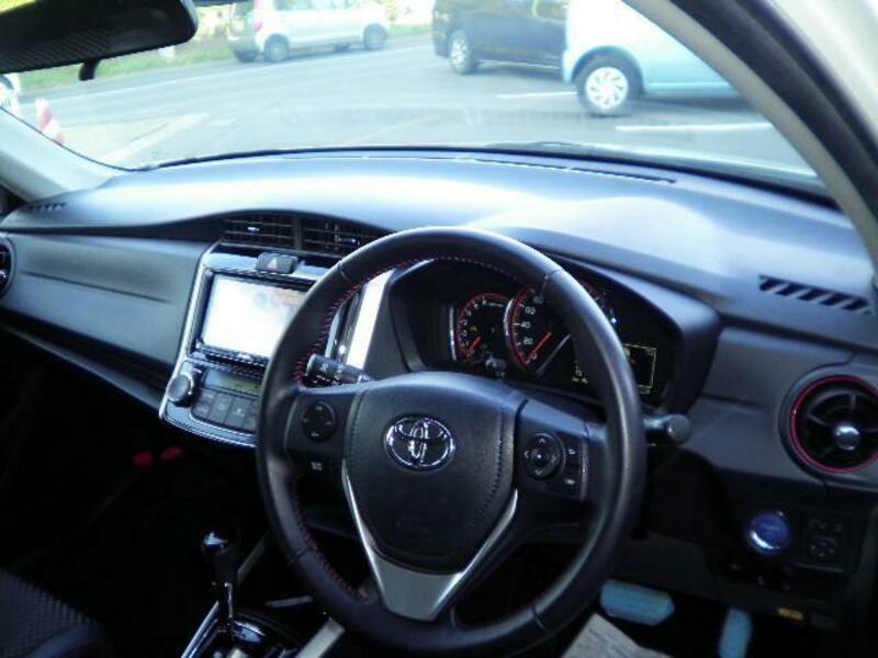 COROLLA FIELDER