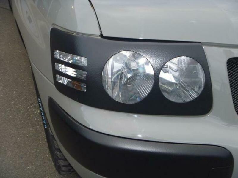 SUCCEED VAN