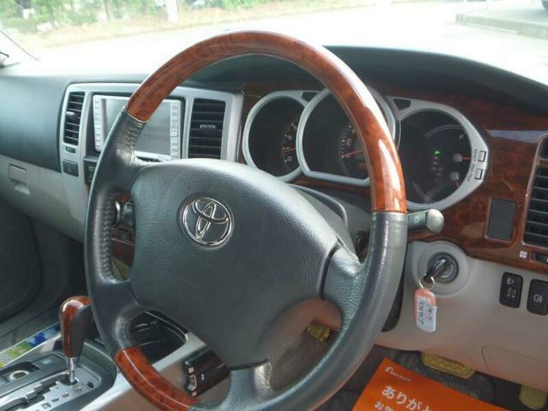 HILUX SURF