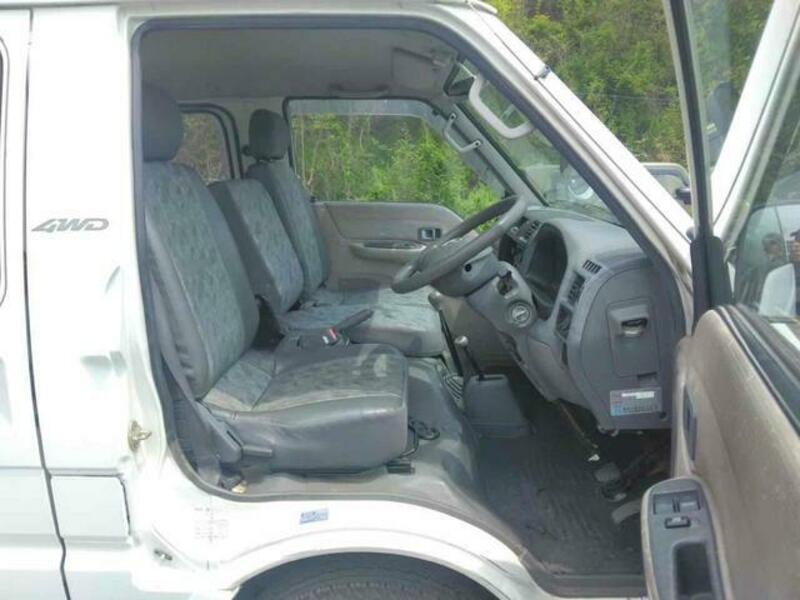 BONGO VAN