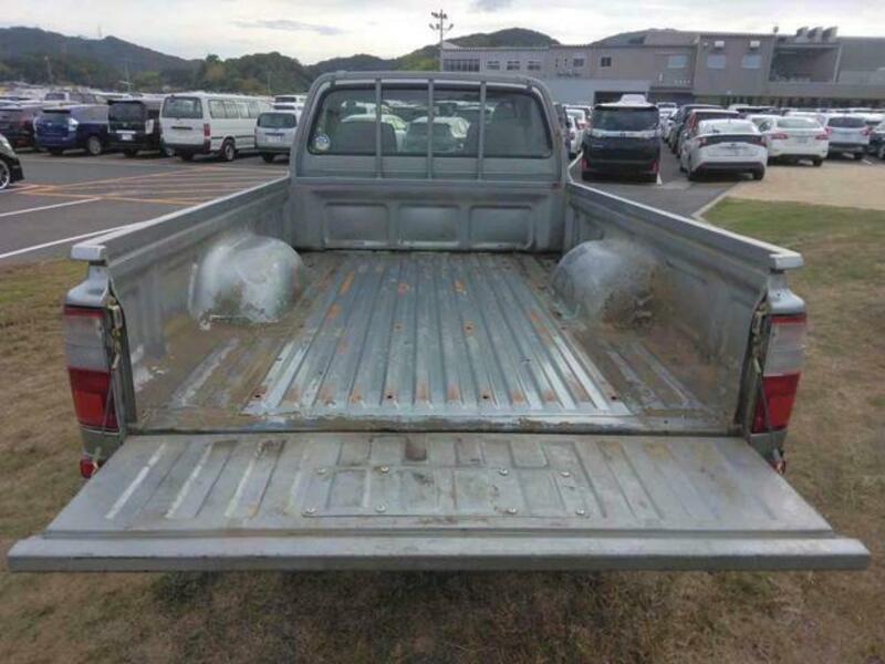 HILUX