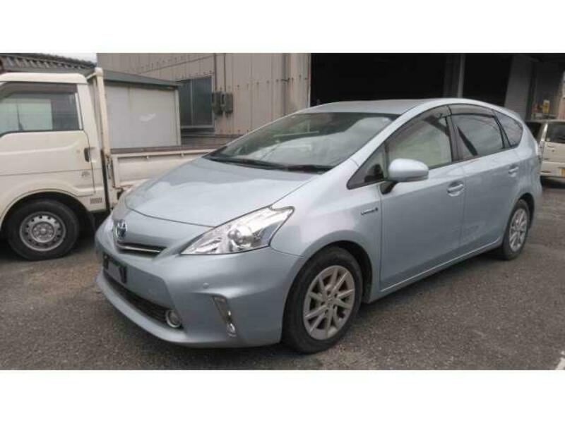 PRIUS ALPHA