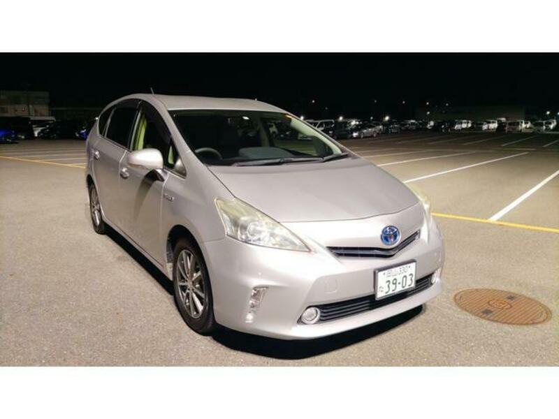 PRIUS ALPHA