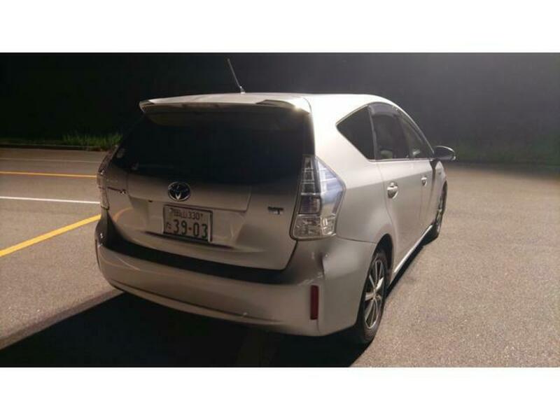 PRIUS ALPHA