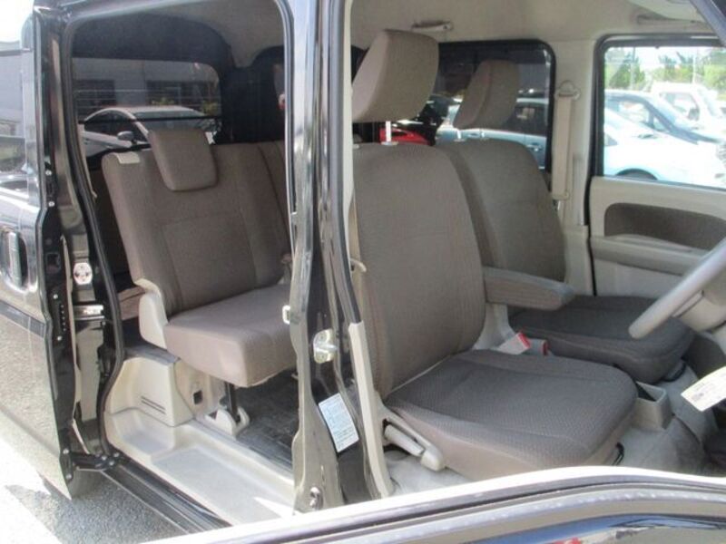 MINICAB VAN