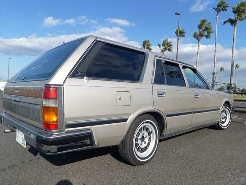 GLORIA WAGON